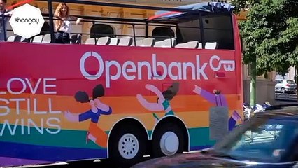 La carroza Shangay + Openbank circuló en el Orgullo LGTBI 2021