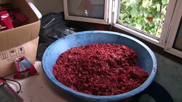 Beykoz’da kaçak nargile tütünü operasyonu: 5 ton tütün ele geçirildi