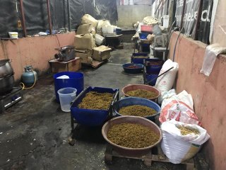 Son dakika gündem: Beykoz'da kaçak tütün operasyonunda 1 kişi gözaltına alındı