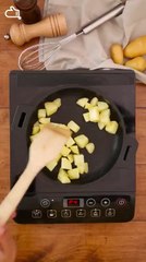 Omelette aux pommes de terre et lardons vertical