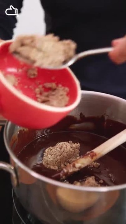 Pâte à tartiner maison chocolat noisette vertical