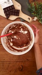 Mousse au chocolat très rapide vertical