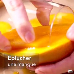 Oeuf au plat  Non, ceci est une panna cotta avec sa crème à la mangue La recette par ici  https://bit.ly/2FSuosz