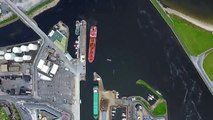 Gemi dar bir limana nasıl park eder?