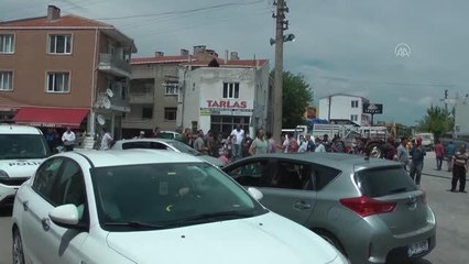 ÇANAKKALE - Bayramiç'te otomobille çarpışan motosikletin sürücüsü yaralandı