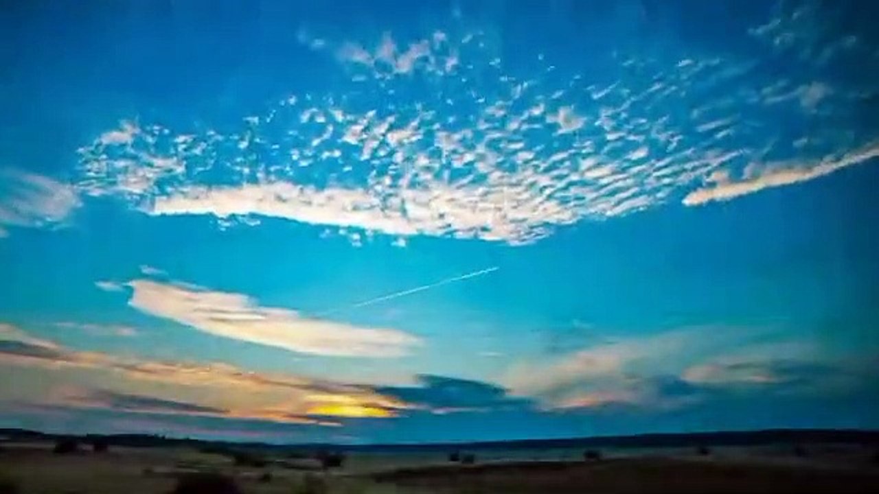 Beautiful Relaxing Music with Step Journey, Guitar Music & Instrumental Music| Sunny Morning Journey