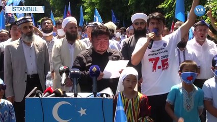 Çin'in İstanbul Başkonsolosluğu Önünde Protesto