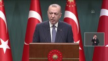 ANKARA - Cumhurbaşkanı Erdoğan: '' Emeklilerimizin temmuz ayı aylıkları ile bayram ikramiyelerini Kurban Bayramı öncesinde ödeyeceğiz''
