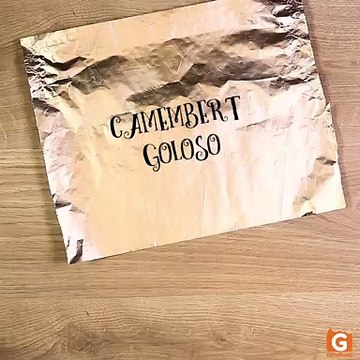 Camembert al forno: la ricetta golosa con miele e frutta secca!