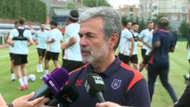 İSTANBUL - Başakşehir Teknik Direktörü Aykut Kocaman, transferde acele etmeyeceklerini söyledi