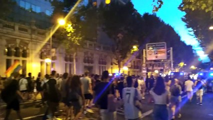 Choques violentos entre Policías y manifestantes en Madrid tras la concentración de protesta por el crimen de Samuel
