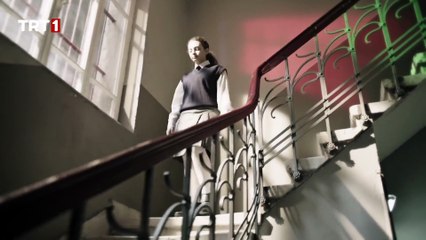 Aralarındaki Bağı Hatırlatan O Şarkı! - Masumlar Apartmanı 33. Bölüm