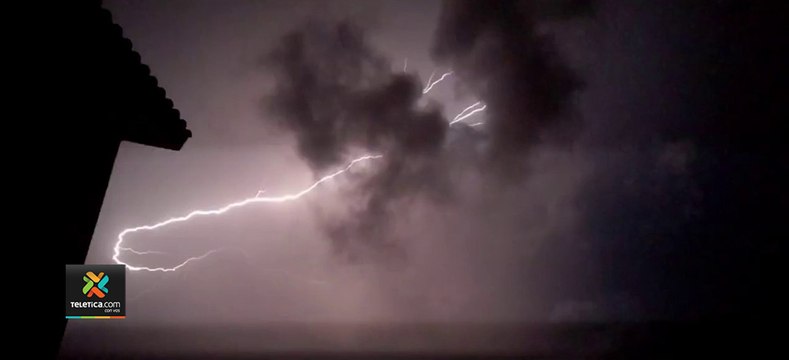 tn7-Hombre-herido-de-gravedad-tras-ser-impactado-por-un-rayo-050721