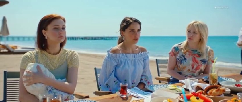 Любовь в жаркие недели - 9 серия