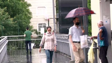 Yağmur sonrası Avcılar'da trafik yoğunluğu