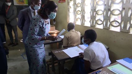 Adiaké : La ministre Mariatou Koné lance les épreuves écrites du Baccalauréat 2021