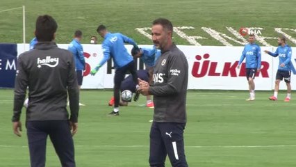 Fenerbahçe'de antrenörler sahada