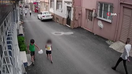 Yakaladıkları çocuk tacizcisini kanlar içinde polise teslim ettiler