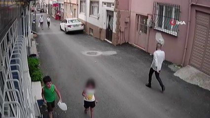 Çocuk tacizcisine meydan dayağı...Tacizci kamerada