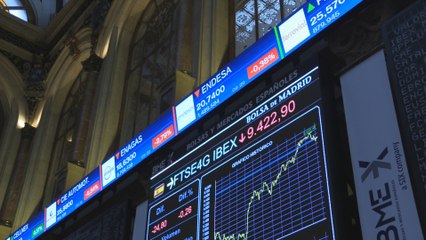 El Ibex 35 mantiene los 8.900 tras abrir con caídas