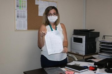 Muayene ücreti ödemedi sağlık çalışanını rehin alıp darp etti