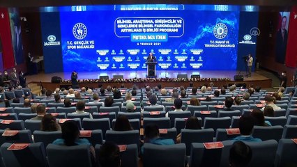 ANKARA - Varank: 'TEKNOFEST ile milli teknoloji hamlesinin toplumsallaşması yolunda önemli çalışmalar yapıyoruz'