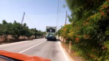İZMİR - Sürekli iş seyahatine çıkan çift konaklama sorununu eve dönüştürdükleri otobüsle çözdü