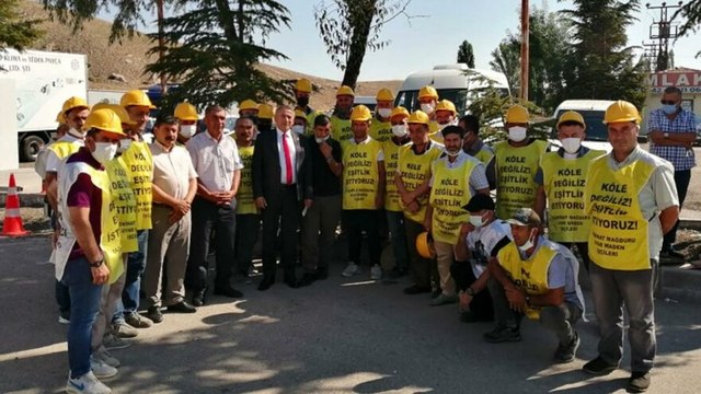 Somalı madencilerden iktidara çağrı: Siz hiç baretin ve taşın üstünde yattınız mı? Hakkımızı verin