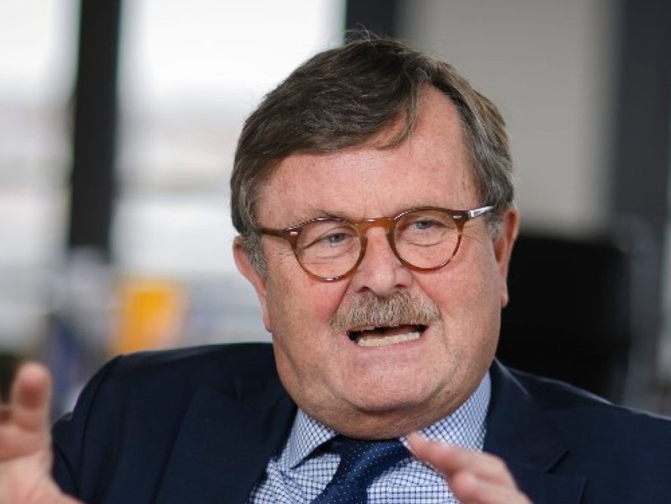 Weltärztepräsident: herdenimmunität "kurzfristig nicht erreichbar"