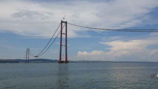 1915 ÇANAKKALE KÖPRÜSÜ'NDE ASKI HALATLARININ MONTAJI BAŞLADI