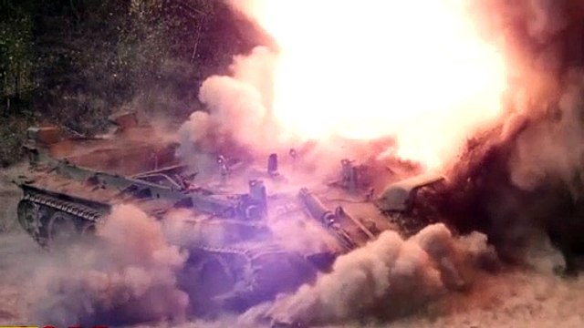 Rusya'da ağır çekim patlama görüntüleri