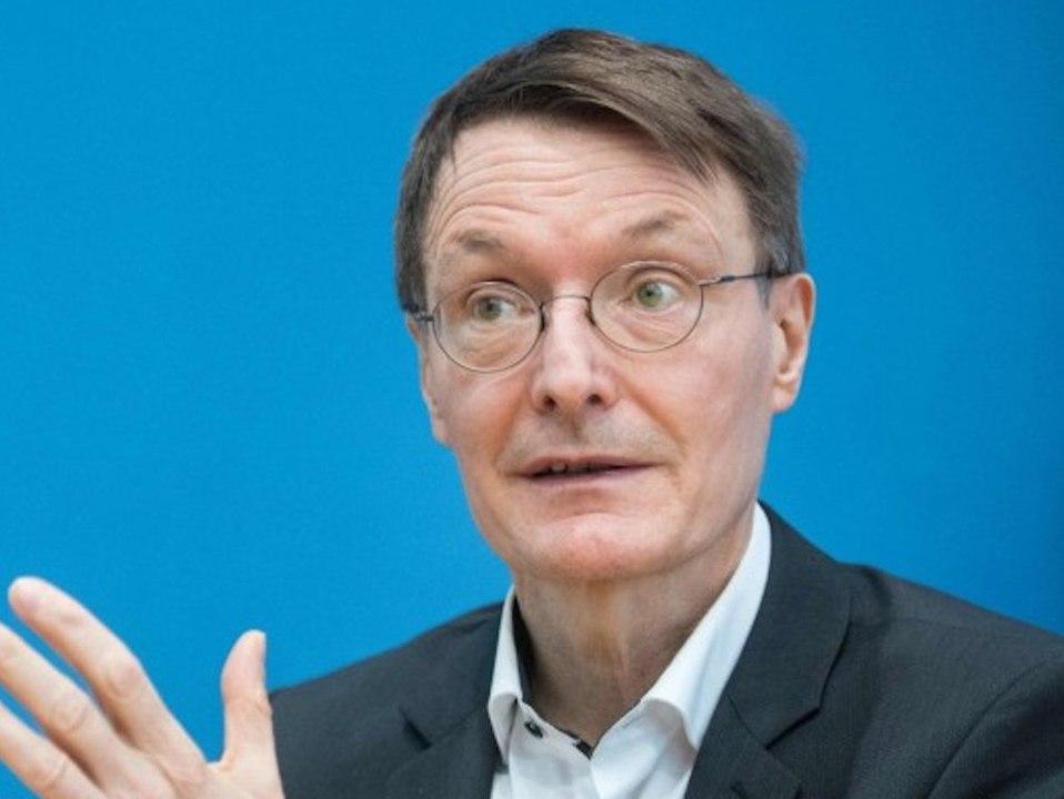 Lauterbach: EM-Finale in London ist 'unvertretbar'