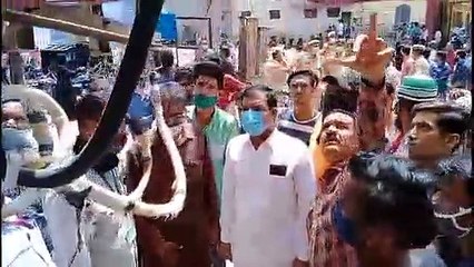 ट्रांसफार्मर से करंट, सफाई कर रही महिला की मौत