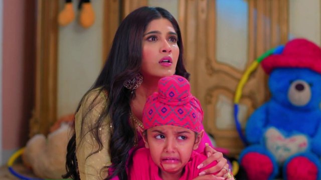 Choti Sarrdaarni Episode 524: Sarabjeet slaps Param in rage when he hurts Karan | FilmiBeat