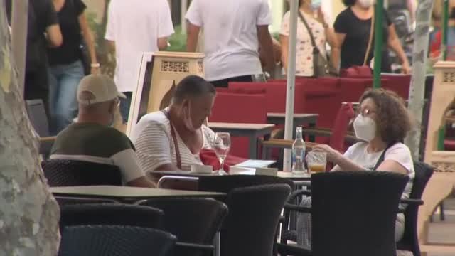 Cataluña sufre las consecuencias de la irresponsabilidad juvenil