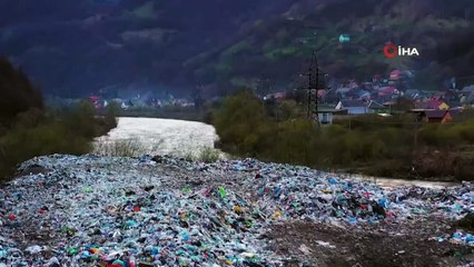 - Tizsa Nehri’nin taşıdığı plastik atıklar, Macaristan’da çöp dağları oluşturdu