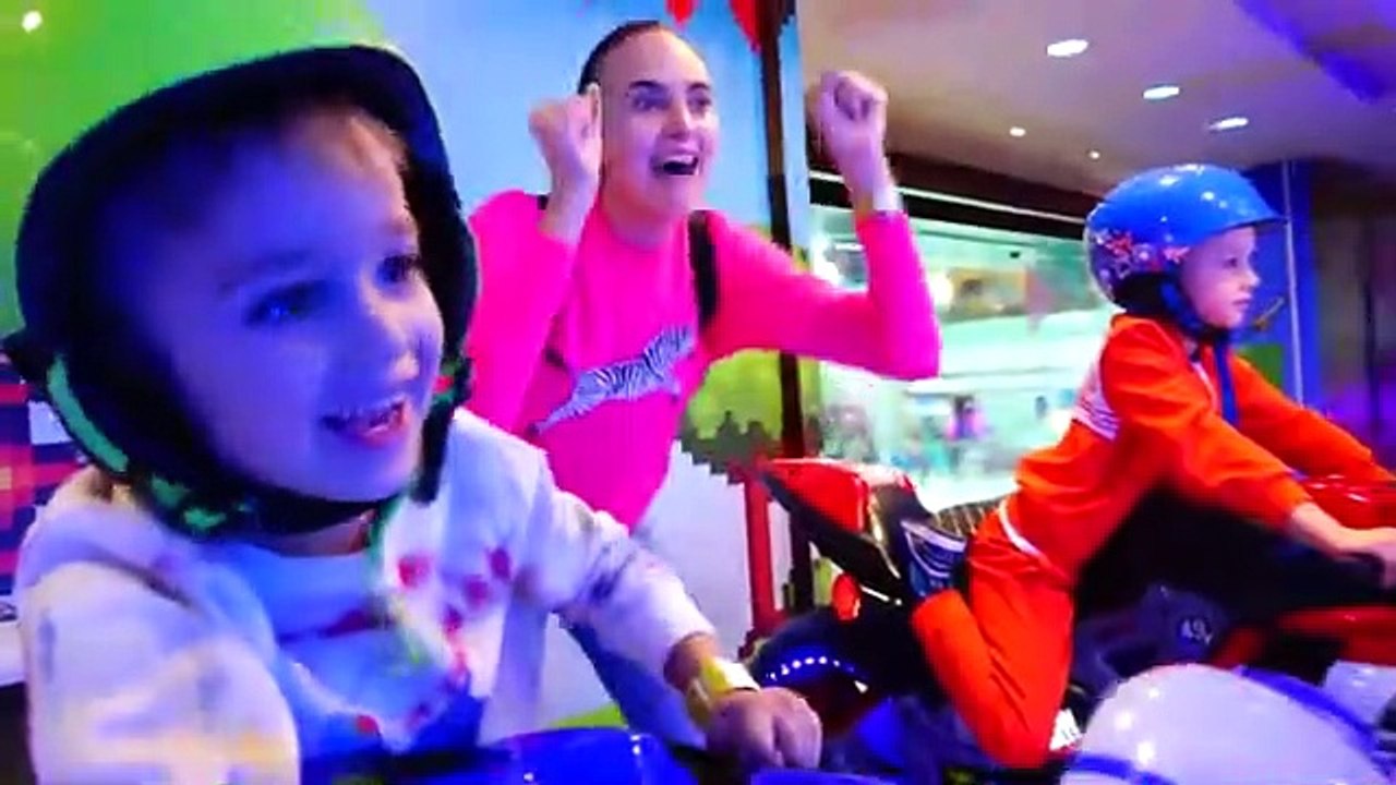 Petualangan yang lucu dari Vlad dan Nikita!