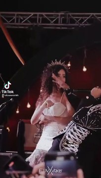كل الناس واحد إلا انتي فلته ♥️ كل الناس عامة إلا انتي خاصة