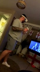 Man Virtually Confronts Spider Fear