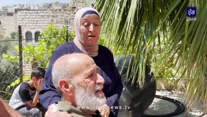 بألم وحرقة ودموع.. الاحتلال الإسرائيلي يجبر مقدسيا على هدم منزله بيده