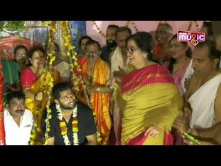 Abhishek Gowda Offers Tulabhara Seva At Nuggikeri Hanuman Temple In Dharwad
