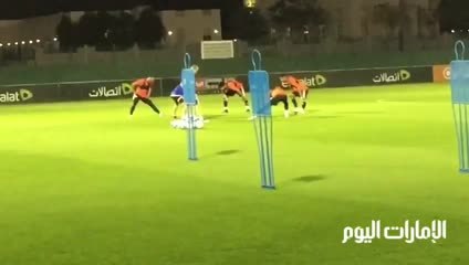 بالفيديو.. 6 لاعبين فقط في تدريب المنتخب بقيادة باوزا