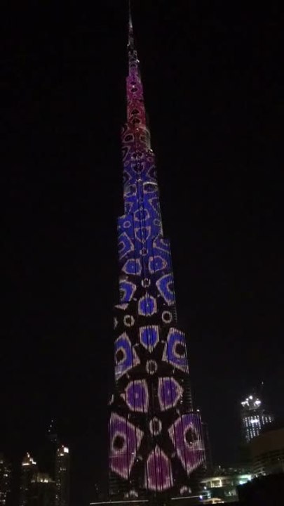 برج-خليفة-بألوان-الفرح