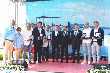 BALIKESİR - "2021 Ulusal Mavi Bayrak Ödülleri" sahiplerini buldu