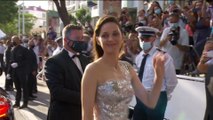 Marion Cotillard arrive au festival - Cannes 2021