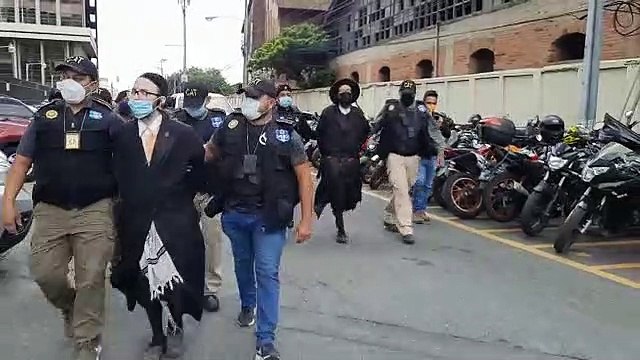 Capturan a dos personas con fines de extradición hacia Estados Unidos