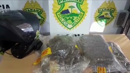 Entregador é detido com drogas durante abordagem da PM no Bairro Neva