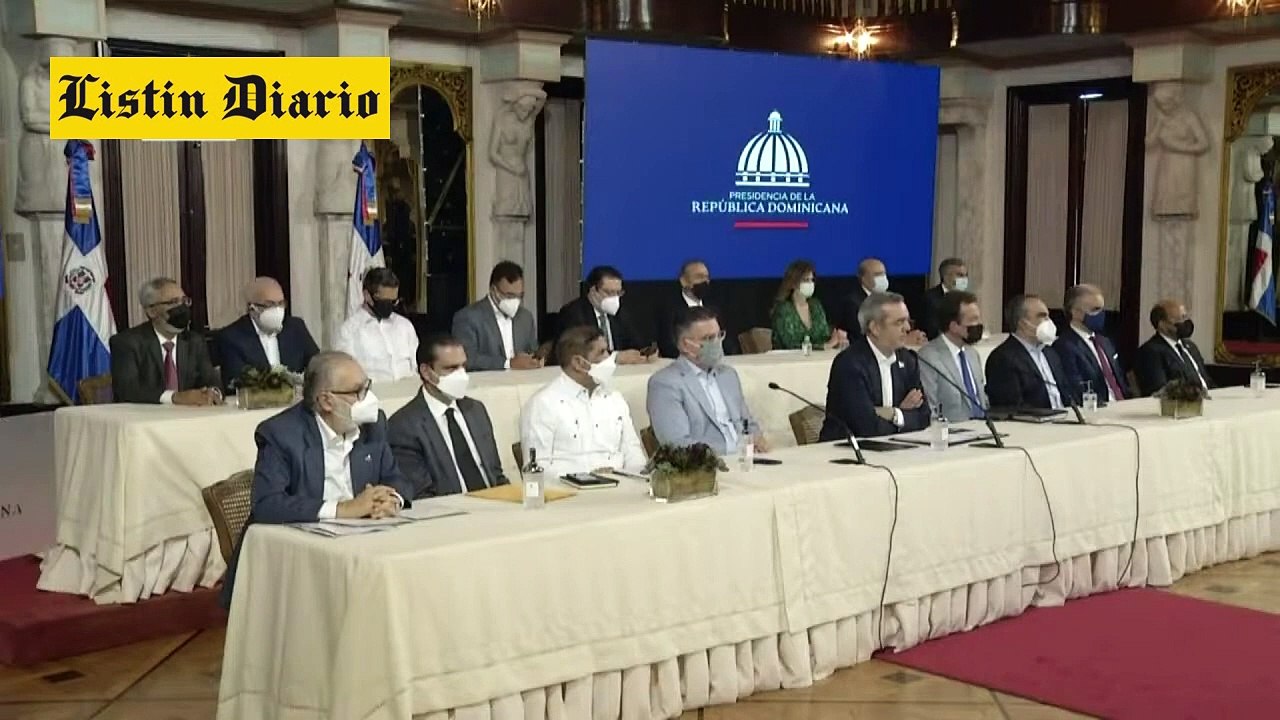 Presidente dice cualquiera puede importar cualquier producto