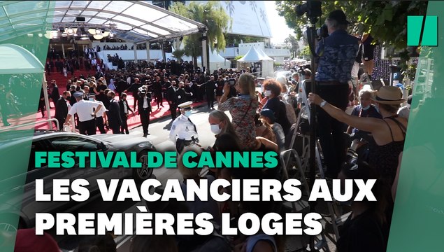Au Festival de Cannes, les vacanciers de juillet investissent le “gang des escabeaux”
