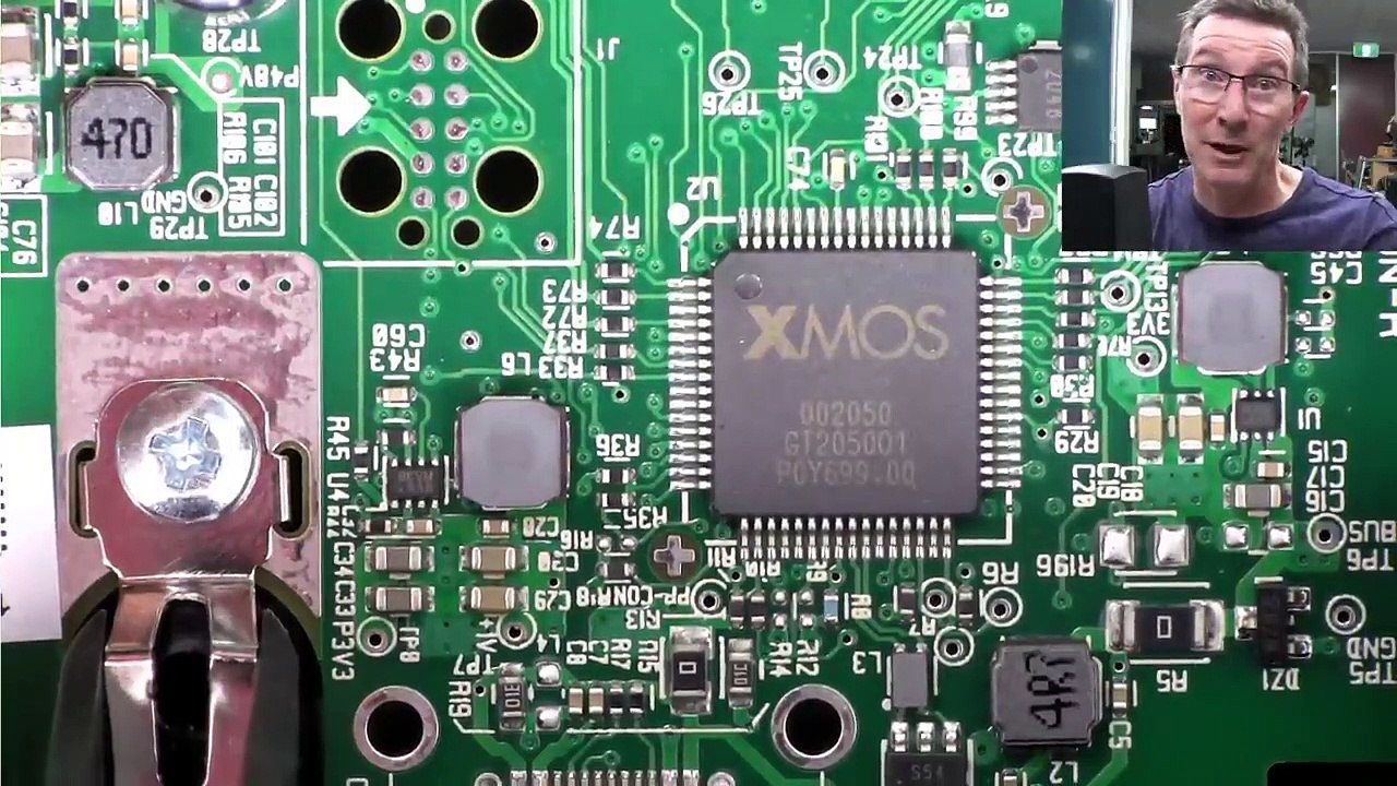 EEVblog 1405 - Focusrite Scarlett Solo vs Rode AI-1 TEARDOWN